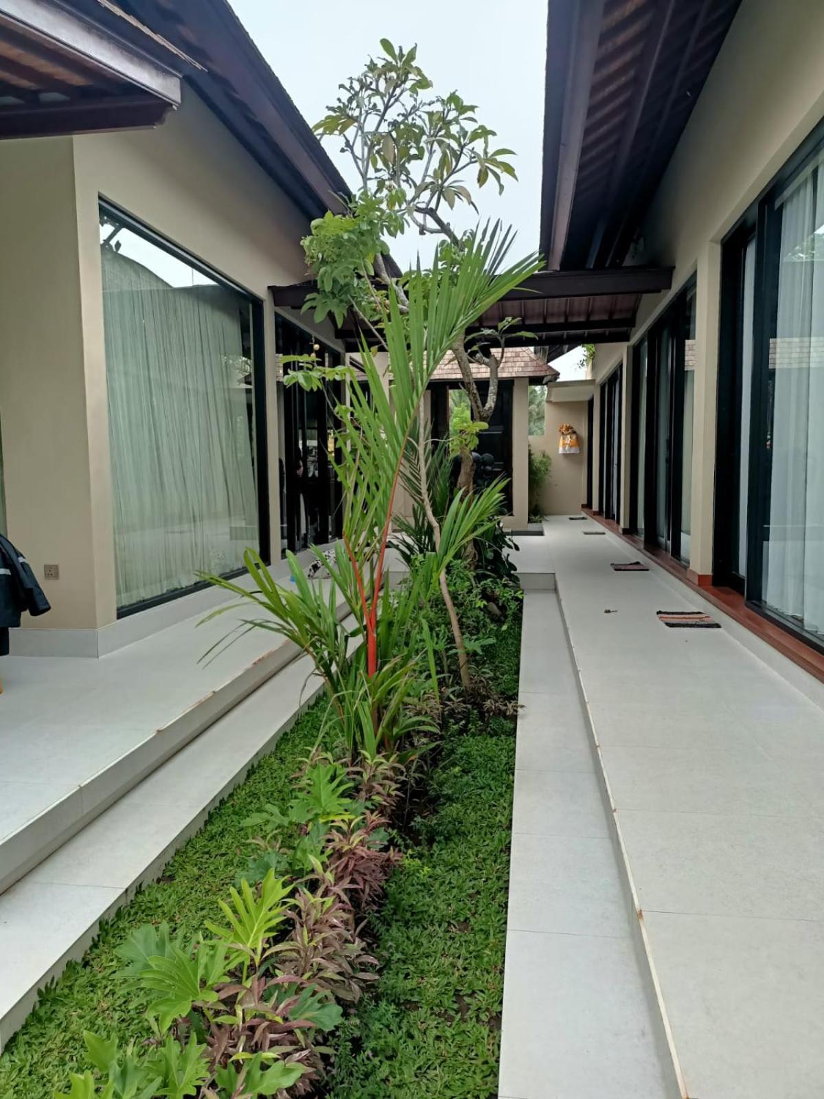 Adi Laxmi Villa Ubud Buitenkant foto
