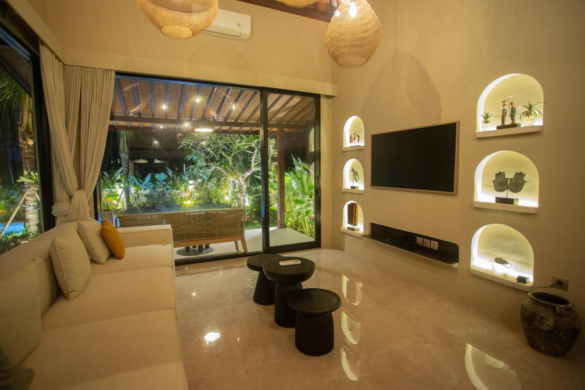 Adi Laxmi Villa Ubud Buitenkant foto