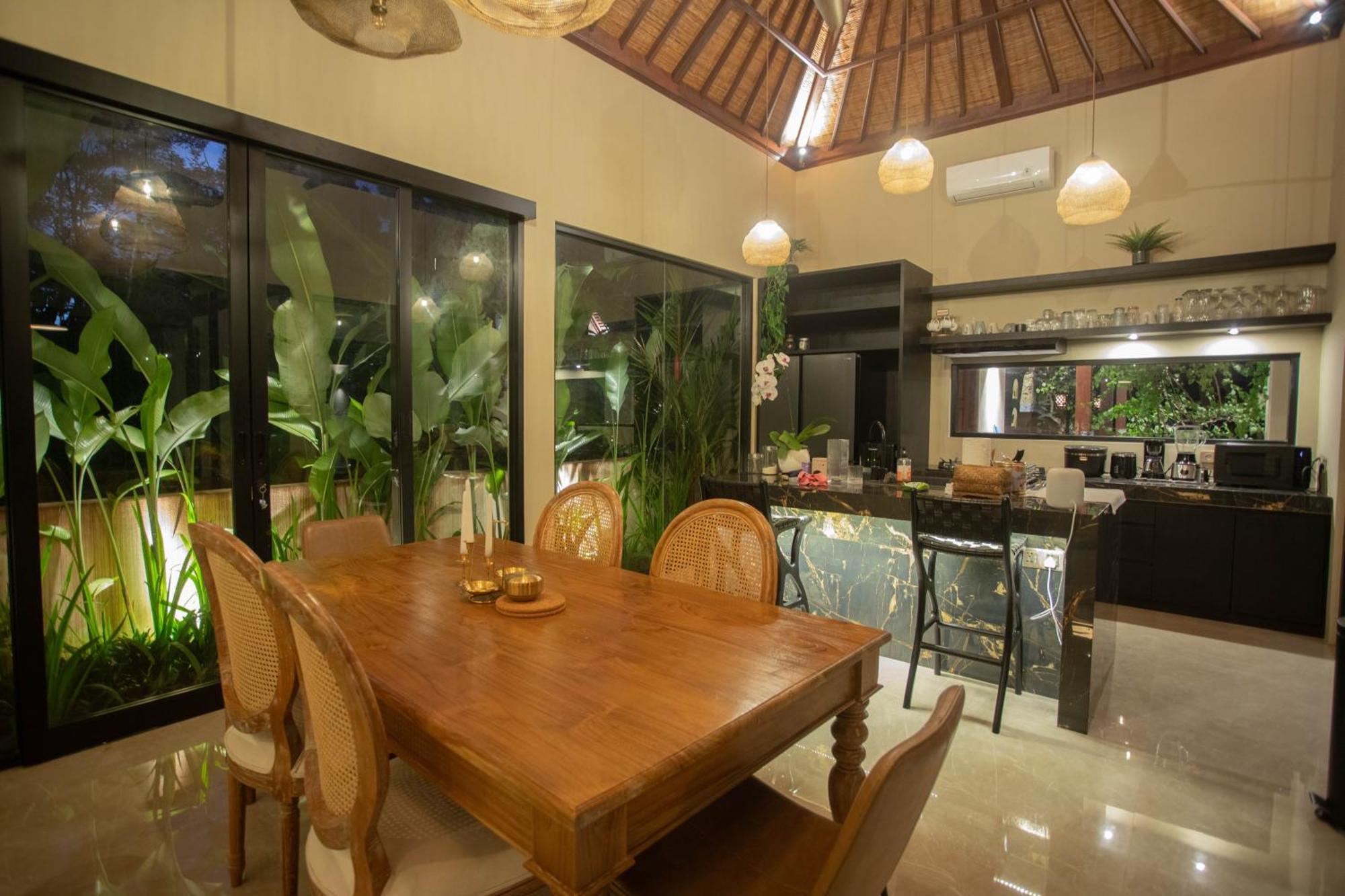 Adi Laxmi Villa Ubud Buitenkant foto